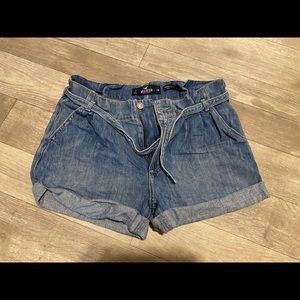 Hollister shorts size 7